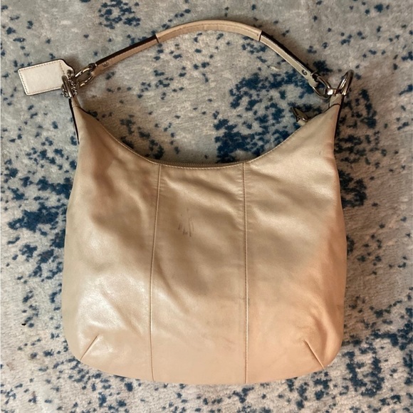 Euc, Coach bag gorgeous - Picture 2 of 4